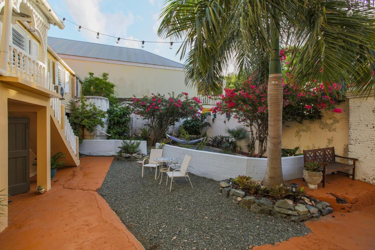 Victoria House Hotel Frederiksted Luaran gambar