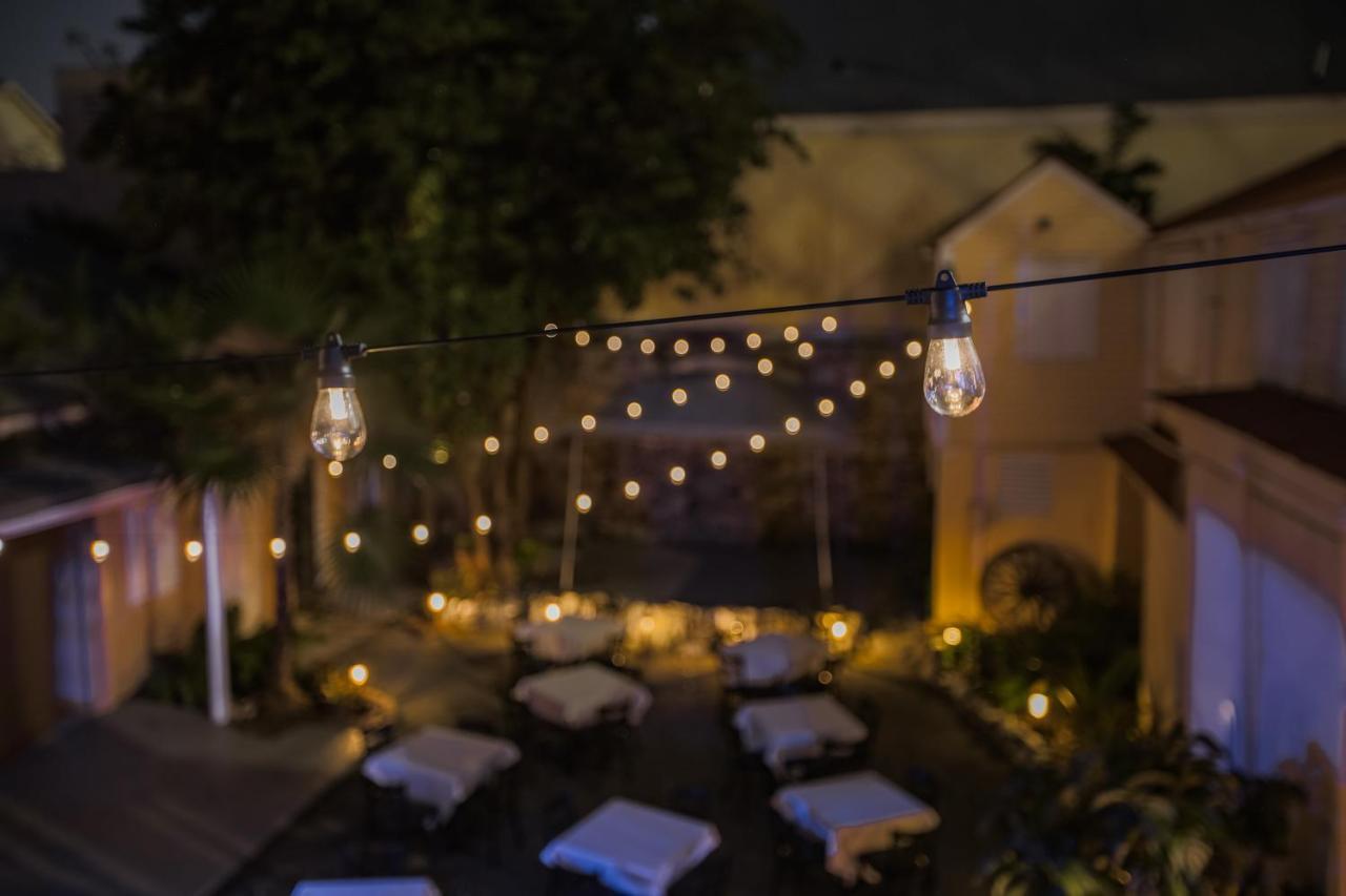 Victoria House Hotel Frederiksted Luaran gambar