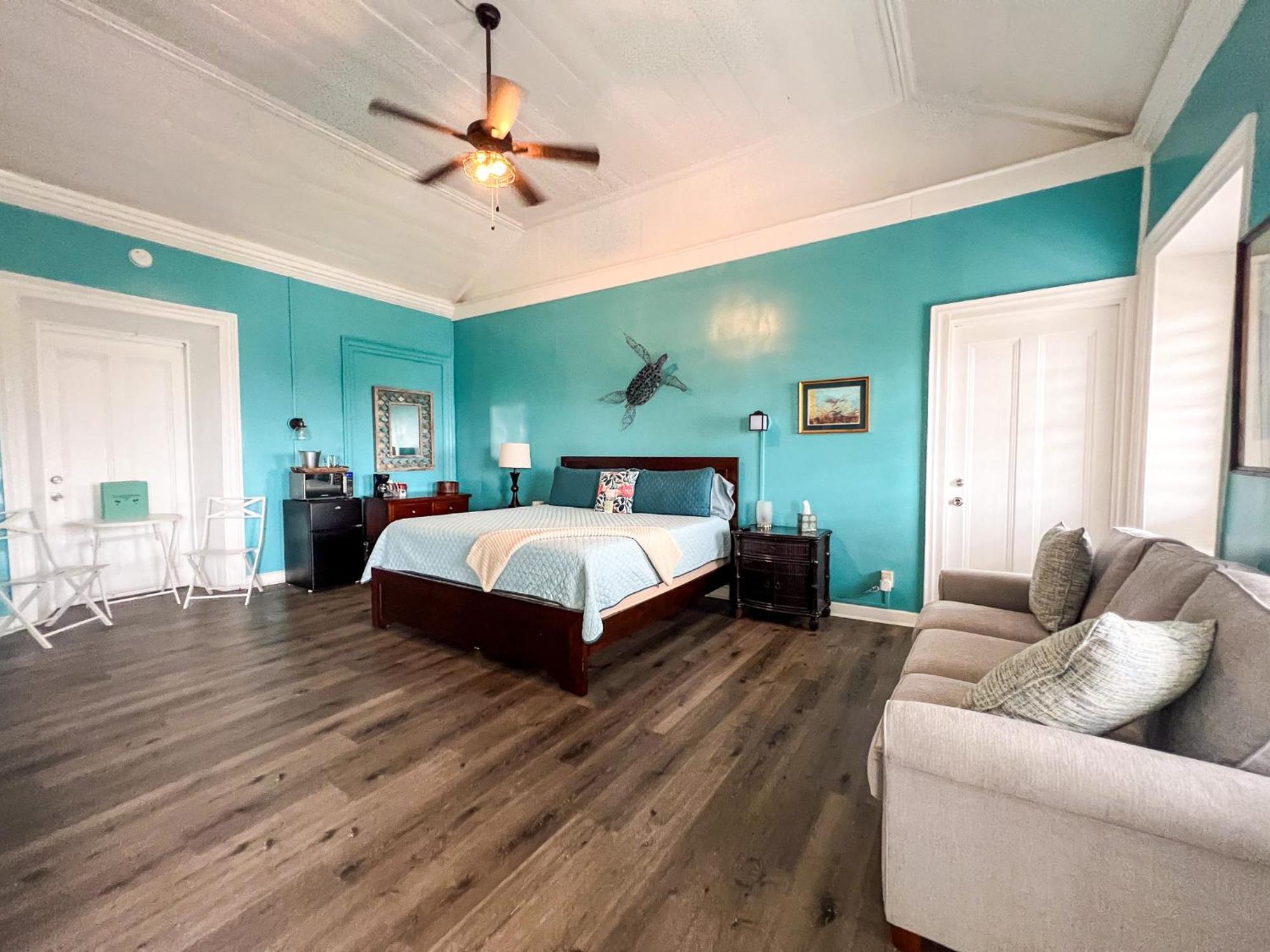 Victoria House Hotel Frederiksted Luaran gambar
