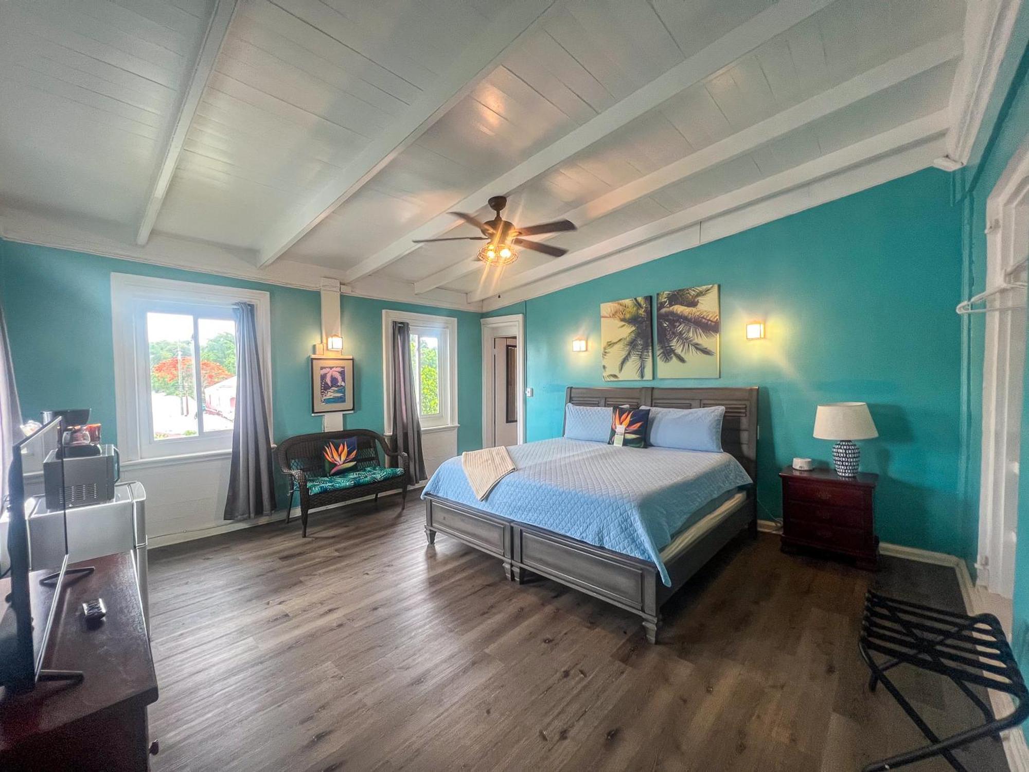Victoria House Hotel Frederiksted Luaran gambar